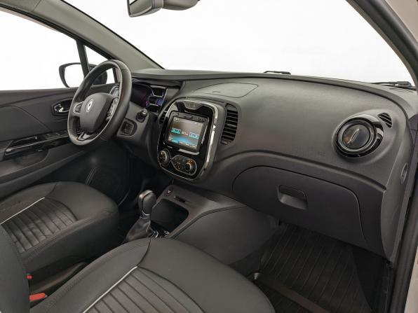 Renault Kaptur I с пробегом 2019 года, цена 1 745 000 рублей, 59833 км, внедорожник, Автокод Объявления