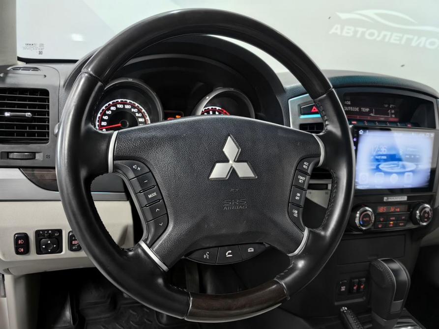 Mitsubishi Pajero IV Рестайлинг 2 Новосибирск  - изображение 12