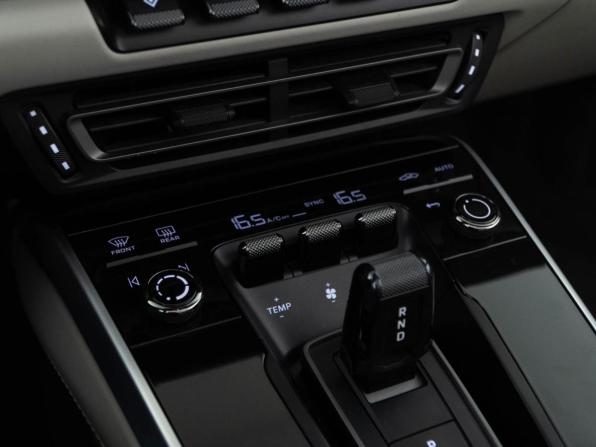 Porsche 911 VIII (992) с пробегом 2020 года, цена 13 999 050 рублей, 36188 км, кабриолет, Автокод Объявления