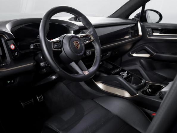 Porsche Cayenne III Рестайлинг с пробегом 2024 года, цена 17 900 000 рублей, 15907 км, внедорожник, Автокод Объявления