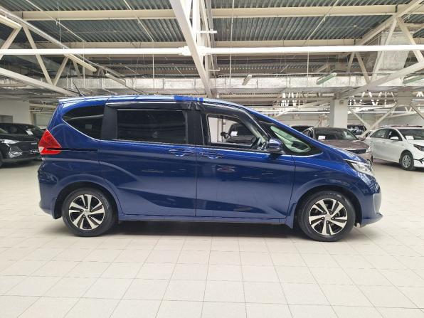 Honda Freed II с пробегом 2017 года, цена 1 751 000 рублей, 39513 км, компактвэн, Автокод Объявления