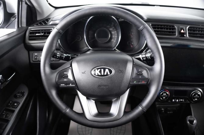 Kia Rio III с пробегом 2013 года, цена 699 000 рублей, 232102 км, седан, Автокод Объявления