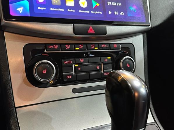 Volkswagen Passat B7 с пробегом 2011 года, цена 899 999 рублей, 223180 км, седан, Автокод Объявления