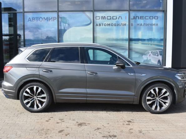 Volkswagen Touareg III с пробегом 2018 года, цена 3 880 000 рублей, 94900 км, внедорожник, Автокод Объявления