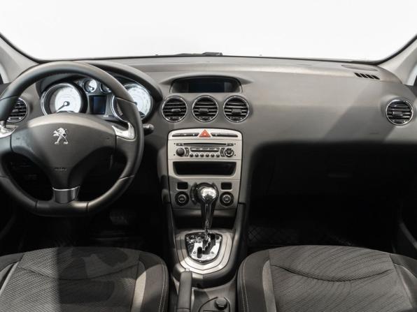 Peugeot 408 I с пробегом 2014 года, цена 602 600 рублей, 211308 км, седан, Автокод Объявления