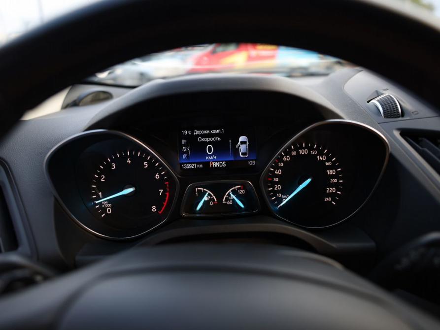 Ford Kuga II Рестайлинг Челябинск  - изображение 12