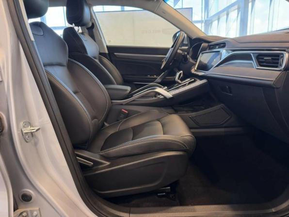 Geely Atlas Pro с пробегом 2022 года, цена 2 019 000 рублей, 40057 км, внедорожник, Автокод Объявления