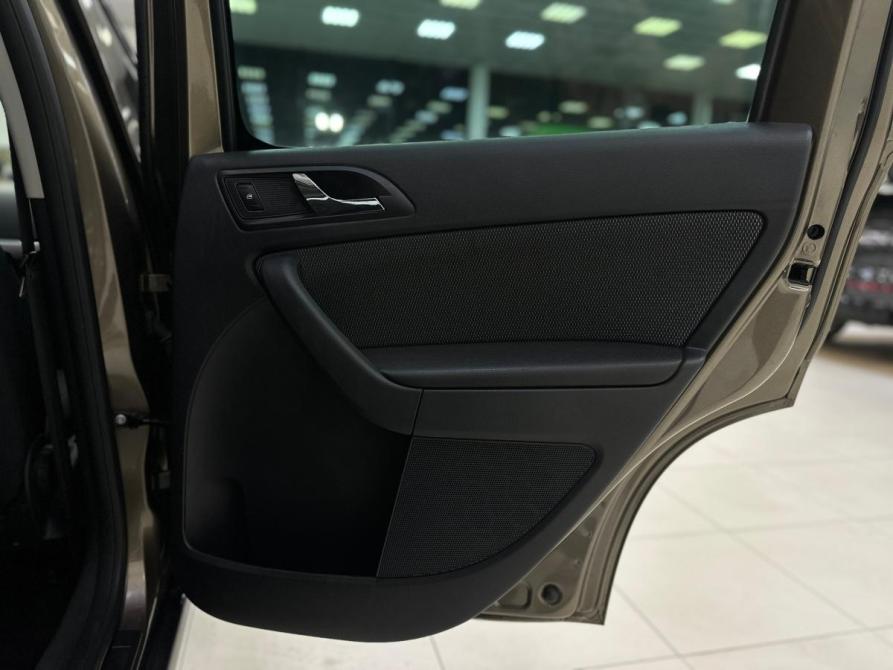 Skoda Yeti I Санкт-Петербург  - изображение 29