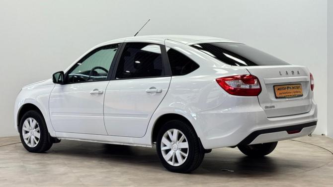 Lada (ВАЗ) Granta I Рестайлинг с пробегом 2022 года, цена 725 000 рублей, 46343 км, седан, Автокод Объявления