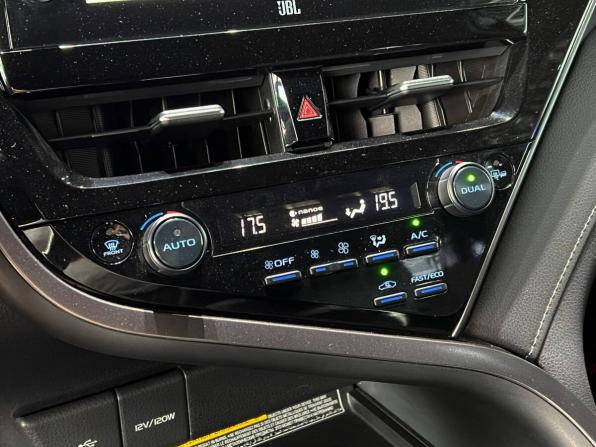 Toyota Camry VIII (XV70) Рестайлинг с пробегом 2022 года, цена 3 120 000 рублей, 97734 км, седан, Автокод Объявления