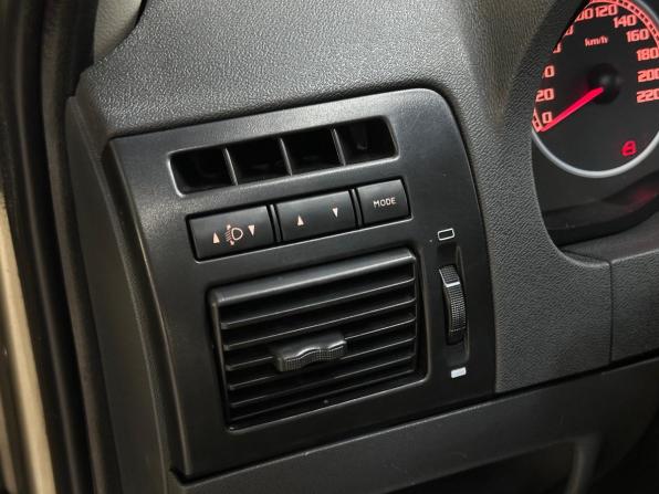 Fiat Albea I Рестайлинг с пробегом 2011 года, цена 240 000 рублей, 150000 км, седан, Автокод Объявления