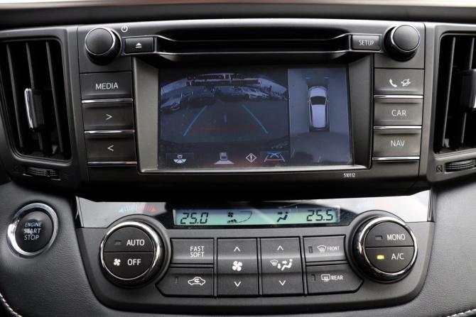 Toyota RAV4 IV (XA40) Рестайлинг с пробегом 2015 года, цена 2 499 000 рублей, 117481 км, внедорожник, Автокод Объявления