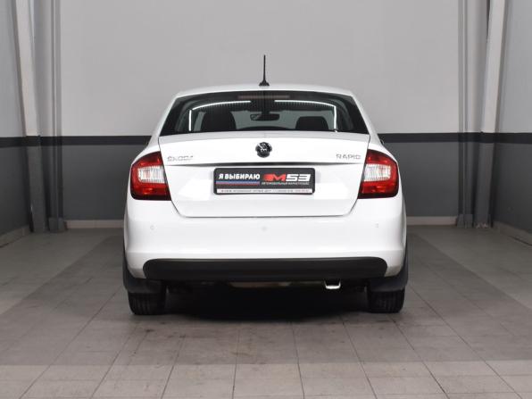 Skoda Rapid I Рестайлинг с пробегом 2018 года, цена 1 354 995 рублей, 88001 км, лифтбек, Автокод Объявления