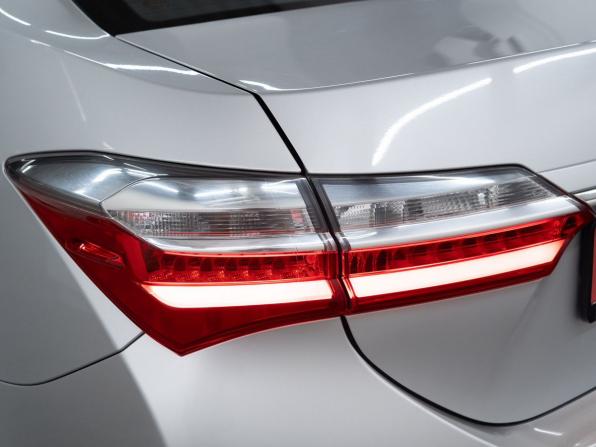 Toyota Corolla XI (E160 E170 E180) Рестайлинг 1 с пробегом 2017 года, цена 1 900 000 рублей, 96500 км, седан, Автокод Объявления