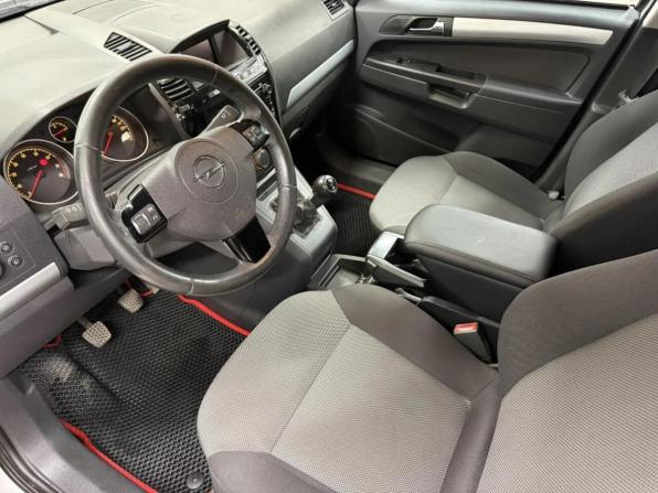 Opel Zafira B Рестайлинг с пробегом 2011 года, цена 778 960 рублей, 167390 км, минивэн, Автокод Объявления