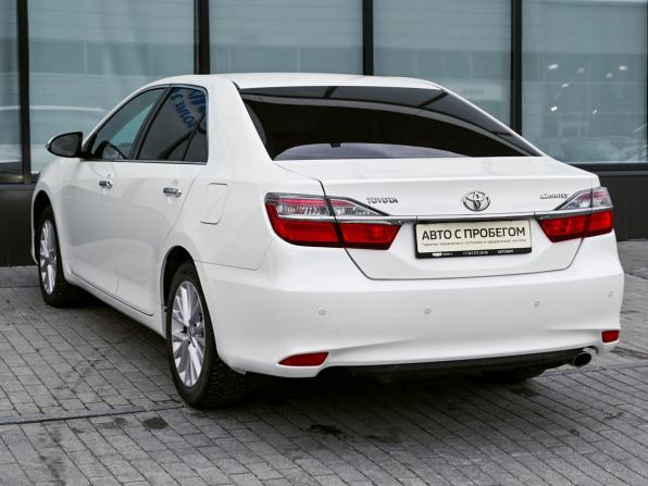 Toyota Camry VII (XV50) Рестайлинг с пробегом 2015 года, цена 2 225 000 рублей, 76100 км, седан, Автокод Объявления