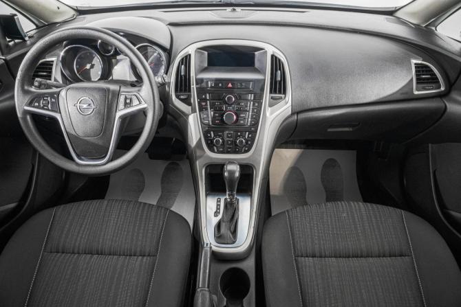 Opel Astra J с пробегом 2012 года, цена 649 000 рублей, 176000 км, хэтчбек, Автокод Объявления