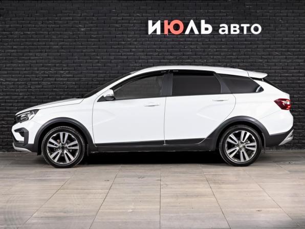 Lada (ВАЗ) Vesta I Рестайлинг (NG) с пробегом 2024 года, цена 1 570 000 рублей, 29021 км, универсал, Автокод Объявления