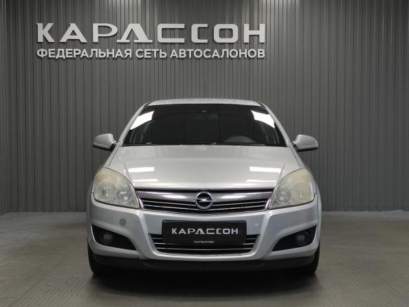 Opel Astra H Рестайлинг с пробегом 2009 года, цена 390 000 рублей, 209991 км, седан, Автокод Объявления