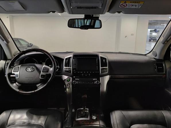 Toyota Land Cruiser 200 Series Рестайлинг 1 с пробегом 2014 года, цена 4 368 000 рублей, 159086 км, внедорожник, Автокод Объявления