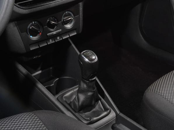 Volkswagen Polo VI с пробегом 2020 года, цена 1 198 000 рублей, 77703 км, лифтбек, Автокод Объявления