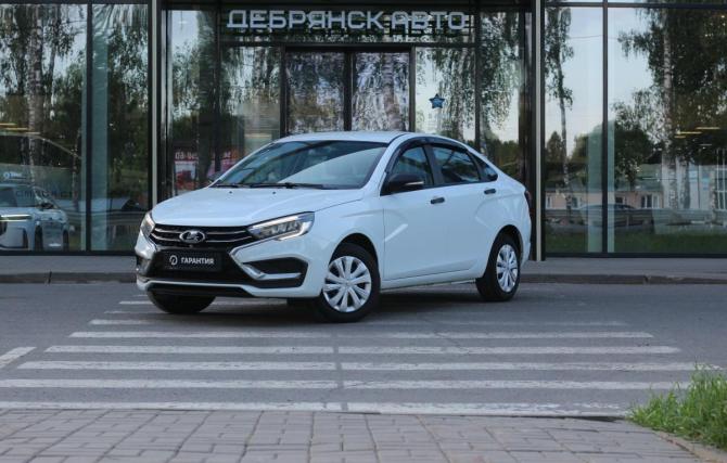 Lada (ВАЗ) Vesta I Рестайлинг (NG) с пробегом 2023 года, цена 1 225 000 рублей, 45614 км, седан, Автокод Объявления