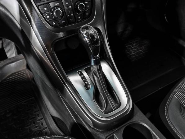 Opel Astra J с пробегом 2011 года, цена 599 000 рублей, 149551 км, хэтчбек, Автокод Объявления