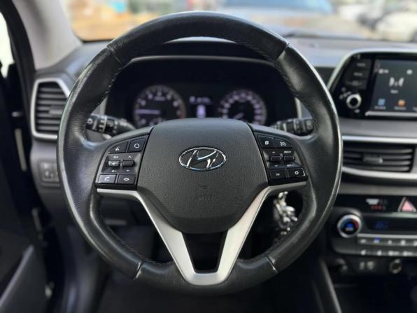 Hyundai Tucson III Рестайлинг с пробегом 2018 года, цена 1 969 000 рублей, 121000 км, внедорожник, Автокод Объявления