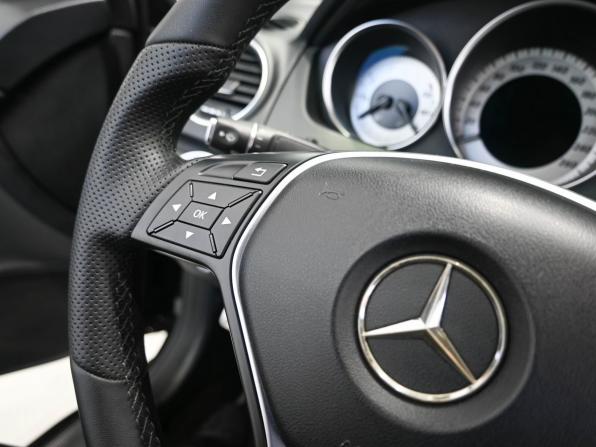Mercedes-Benz C-Класс III (W204) Рестайлинг с пробегом 2013 года, цена 1 399 900 рублей, 178000 км, купе, Автокод Объявления