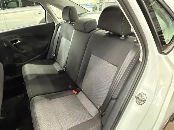 Volkswagen Polo V Рестайлинг с пробегом 2017 года, цена 1 085 000 рублей, 106750 км, седан, Автокод Объявления