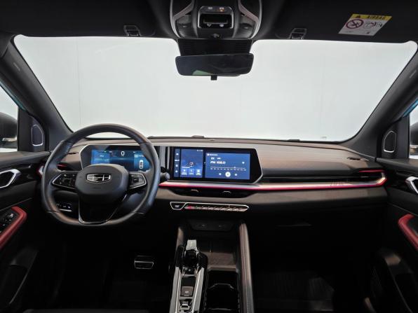 Geely Coolray I Рестайлинг с пробегом 2024 года, цена 2 198 000 рублей, 22742 км, внедорожник, Автокод Объявления