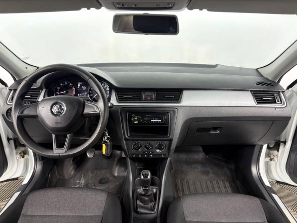 Skoda Rapid I с пробегом 2017 года, цена 1 299 000 рублей, 85102 км, лифтбек, Автокод Объявления
