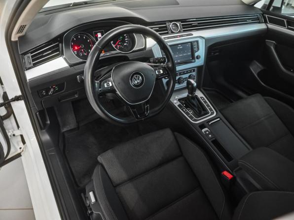 Volkswagen Passat B8 с пробегом 2016 года, цена 1 729 000 рублей, 126498 км, седан, Автокод Объявления