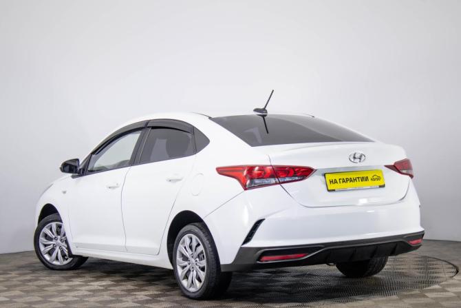 Hyundai Solaris II Рестайлинг с пробегом 2020 года, цена 999 000 рублей, 181235 км, седан, Автокод Объявления