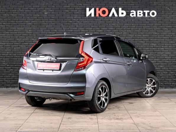 Honda Fit III Рестайлинг с пробегом 2018 года, цена 1 340 000 рублей, 131368 км, хэтчбек, Автокод Объявления