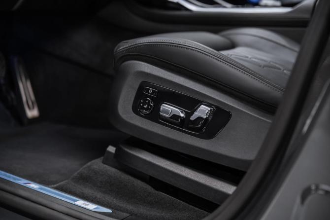 Новый BMW X7 I (G07) Рестайлинг 2025 года, цена 16 450 000 рублей, внедорожник, Автокод Объявления
