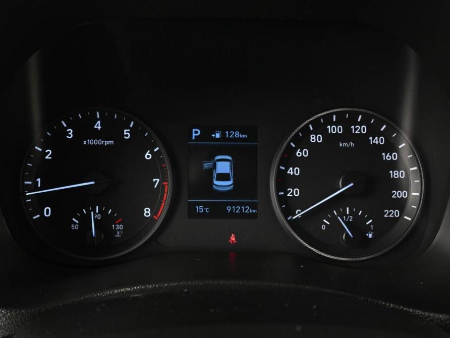 Hyundai Solaris II Ростов-на-Дону  - изображение 15