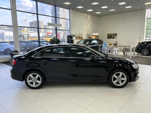 Audi A3 III (8V) Рестайлинг с пробегом 2018 года, цена 1 720 000 рублей, 131445 км, седан, Автокод Объявления