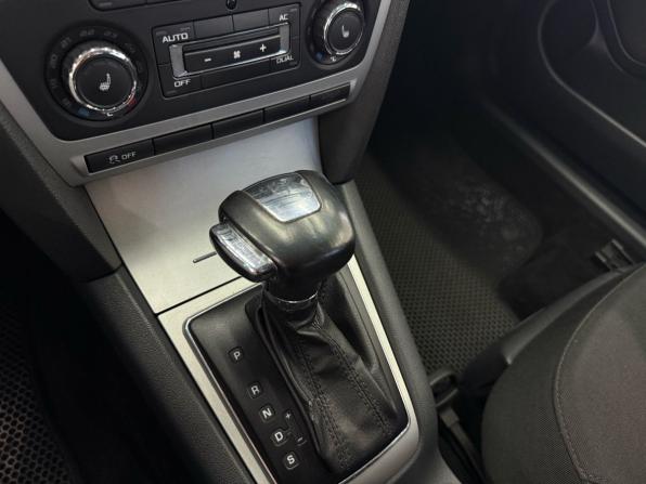 Skoda Octavia II (A5) Рестайлинг с пробегом 2013 года, цена 1 099 000 рублей, 169900 км, лифтбек, Автокод Объявления