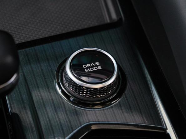 Geely Monjaro I с пробегом 2024 года, цена 3 390 000 рублей, 30786 км, внедорожник, Автокод Объявления