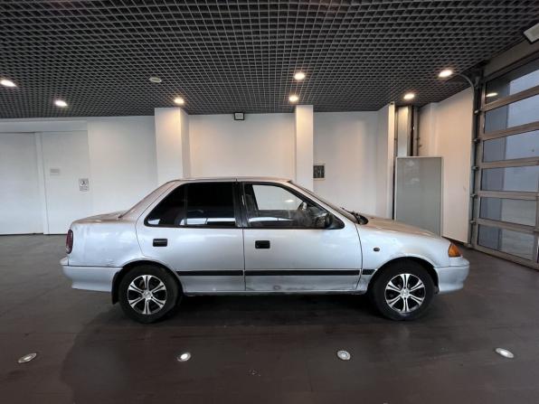 Suzuki Swift II Рестайлинг с пробегом 2002 года, цена 115 000 рублей, 40509 км, седан, Автокод Объявления