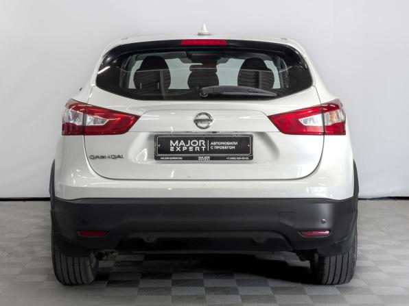 Nissan Qashqai II с пробегом 2018 года, цена 1 750 000 рублей, 124810 км, внедорожник, Автокод Объявления