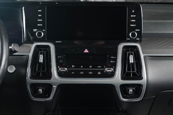 Kia Sorento IV с пробегом 2021 года, цена 4 049 000 рублей, 135386 км, внедорожник, Автокод Объявления