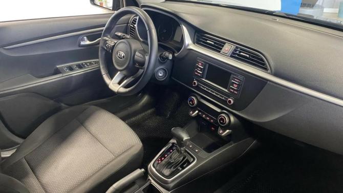 Kia Rio IV Рестайлинг с пробегом 2021 года, цена 1 760 000 рублей, 83200 км, хэтчбек, Автокод Объявления
