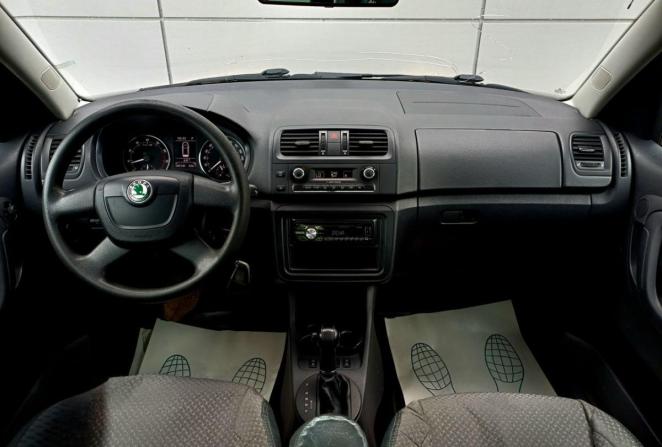 Skoda Roomster I Рестайлинг с пробегом 2012 года, цена 850 000 рублей, 147141 км, компактвэн, Автокод Объявления