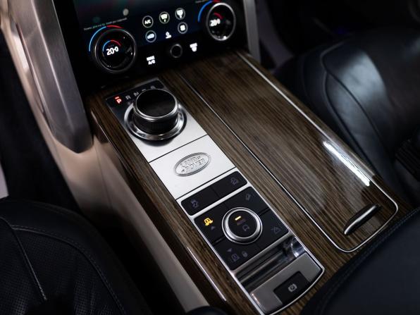 Land Rover Range Rover IV Рестайлинг с пробегом 2018 года, цена 6 215 000 рублей, 158828 км, внедорожник, Автокод Объявления