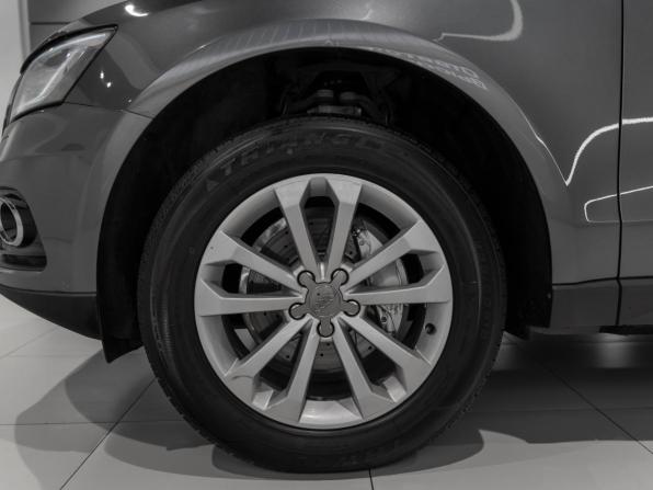 Audi Q5 I (8R) Рестайлинг с пробегом 2013 года, цена 1 845 000 рублей, 202300 км, внедорожник, Автокод Объявления