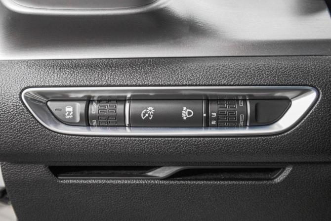 Geely Coolray I с пробегом 2023 года, цена 1 959 000 рублей, 53000 км, внедорожник, Автокод Объявления