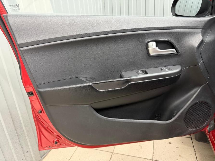 Kia Rio III Магнитогорск  - изображение 13