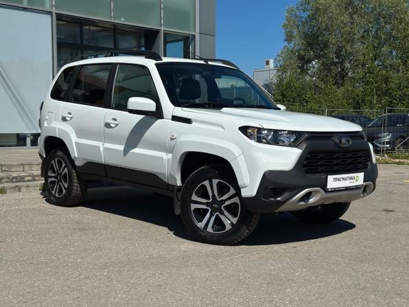 Lada (ВАЗ) Niva Travel I с пробегом 2025 года, цена 1 279 000 рублей, 13090 км, внедорожник, Автокод Объявления